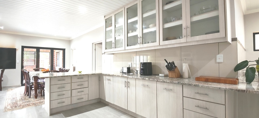 4 Bedroom Property for Sale in Dana Bay Western Cape